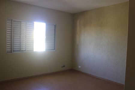 Casa à venda com 279m², 4 quartos e 6 vagasSuíte