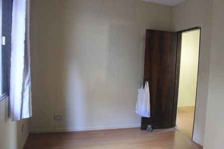 Casa à venda com 279m², 4 quartos e 6 vagasQuarto 4