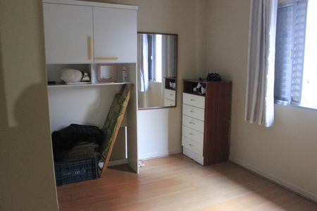 Casa à venda com 279m², 4 quartos e 6 vagasQuarto 4