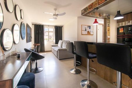 Apartamento à venda com 3 quartos, 51m² em Novo Mundo, Curitiba