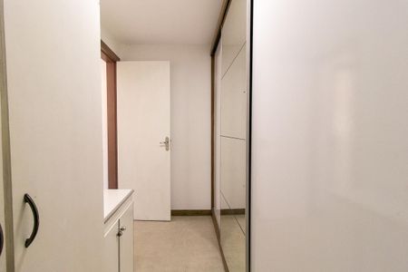 Quarto 3 de apartamento à venda com 3 quartos, 51m² em Novo Mundo, Curitiba