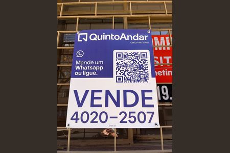 Apartamento à venda com 140m², 4 quartos e 2 vagas Apartamento à venda com 140m², 4 quartos e 2 vagasPLAQUINHA