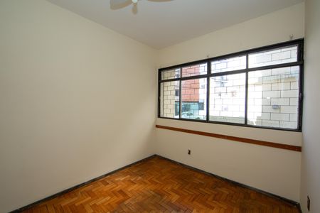 Apartamento à venda com 140m², 4 quartos e 2 vagas Apartamento à venda com 140m², 4 quartos e 2 vagasQUARTO4
