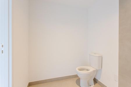 Banheiro de kitnet/studio à venda com 1 quarto, 23m² em Jardim Paulista, São Paulo