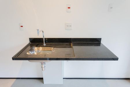 Cozinha de kitnet/studio à venda com 1 quarto, 23m² em Jardim Paulista, São Paulo