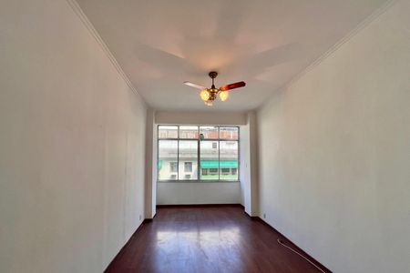 Sala de apartamento para alugar com 2 quartos, 80m² em Copacabana, Rio de Janeiro
