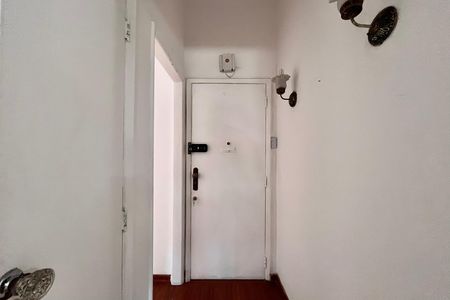 Corredor de apartamento para alugar com 2 quartos, 80m² em Copacabana, Rio de Janeiro