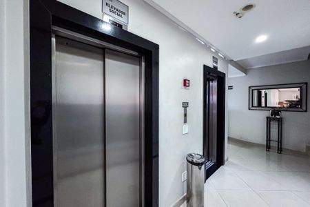 Apartamento para alugar com 83m², 3 quartos e 2 vagas Apartamento para alugar com 83m², 3 quartos e 2 vagasHall