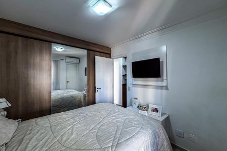 Apartamento para alugar com 83m², 3 quartos e 2 vagas Apartamento para alugar com 83m², 3 quartos e 2 vagasSuíte