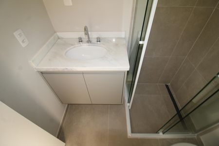 Apartamento para alugar com 70m², 2 quartos e 2 vagasBanheiro 2