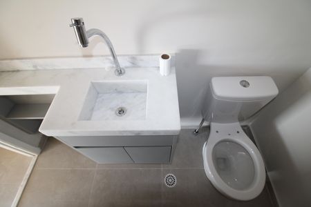 Lavabo de apartamento para alugar com 3 quartos, 100m² em Parque Sao Domingos, São Paulo