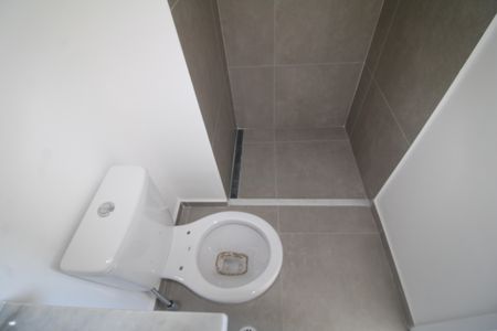 Banheiro 1 de apartamento para alugar com 2 quartos, 70m² em Parque Sao Domingos, São Paulo