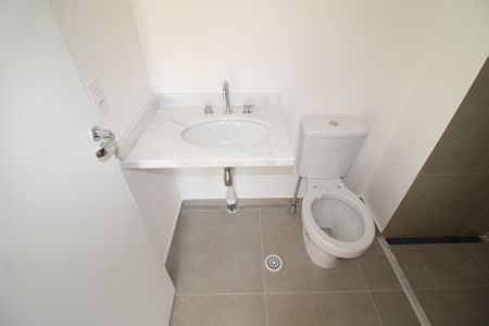 Banheiro 1 de apartamento à venda com 2 quartos, 70m² em Parque Sao Domingos, São Paulo
