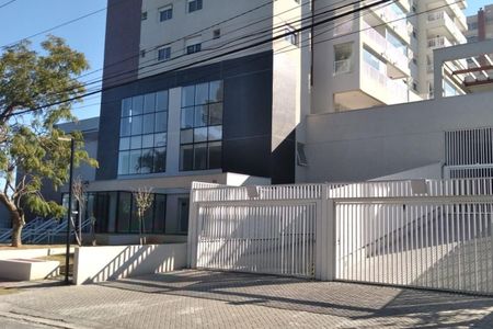 Fachada de apartamento à venda com 2 quartos, 70m² em Parque Sao Domingos, São Paulo