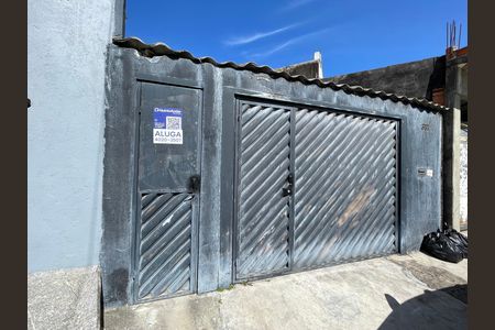 Fachada + Placa de casa para alugar com 1 quarto, 55m² em Cidade Líder, São Paulo