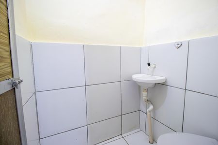 Banheiro de casa para alugar com 1 quarto, 36m² em Penha Circular, Rio de Janeiro
