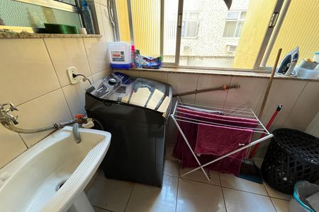 Área de Serviço de apartamento para alugar com 2 quartos, 55m² em Ilha do Governador, Rio de Janeiro