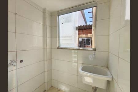 Área de Serviço de apartamento para alugar com 2 quartos, 60m² em Taquara, Rio de Janeiro