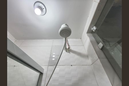 Banheiro Social de apartamento para alugar com 2 quartos, 60m² em Taquara, Rio de Janeiro