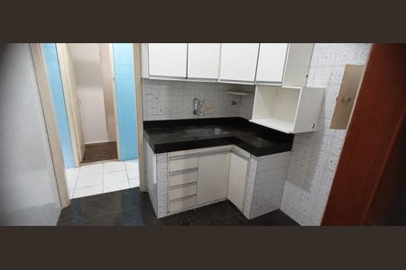 Cozinha de apartamento para alugar com 3 quartos, 100m² em Floresta, Belo Horizonte