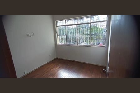 Sala de apartamento para alugar com 3 quartos, 100m² em Floresta, Belo Horizonte