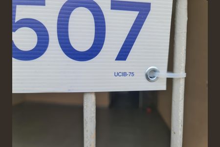 Fachada com placa QuintoAndar de casa para alugar com 1 quarto, 50m² em Jardim Cocaia, Guarulhos