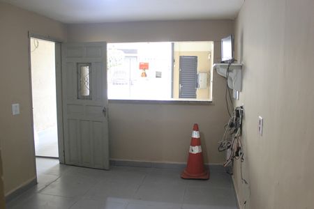 Sala de casa para alugar com 1 quarto, 50m² em Jardim Cocaia, Guarulhos