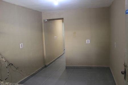 Sala de casa para alugar com 1 quarto, 50m² em Jardim Cocaia, Guarulhos