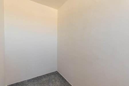 Closet da suíte 1 de casa para alugar com 1 quarto, 55m² em Brasilândia, São Gonçalo
