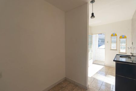 Cozinha e Área de Serviço de casa para alugar com 1 quarto, 55m² em Brasilândia, São Gonçalo