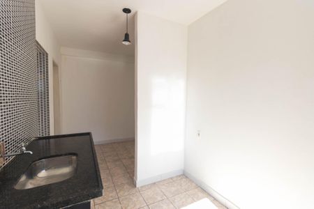 Cozinha e Área de Serviço de casa para alugar com 1 quarto, 55m² em Brasilândia, São Gonçalo