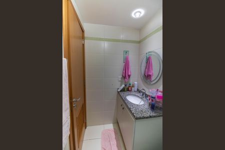 Apartamento para alugar com 81m², 2 quartos e 1 vaga Apartamento para alugar com 81m², 2 quartos e 1 vagaBanheiro Social