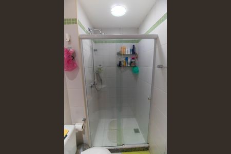 Apartamento para alugar com 81m², 2 quartos e 1 vaga Apartamento para alugar com 81m², 2 quartos e 1 vagaBanheiro da Suíte
