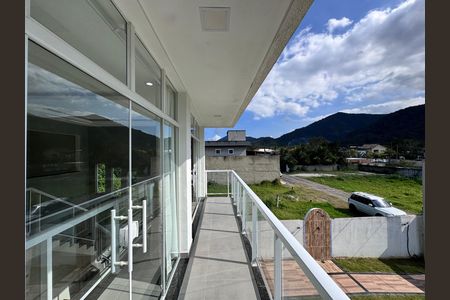 Varanda de casa de condomínio à venda com 3 quartos, 180m² em Vargem Grande, Rio de Janeiro
