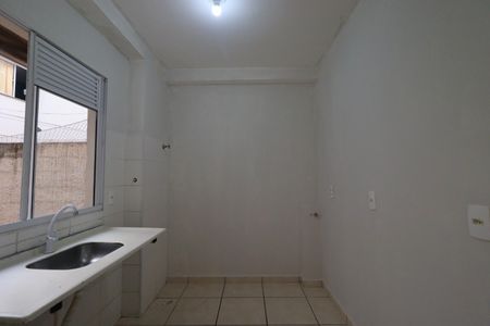 Cozinha de apartamento para alugar com 2 quartos, 42m² em (l-10), Ribeirão Preto