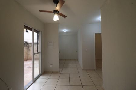 Apartamento para alugar com 42m², 2 quartos e 1 vaga Apartamento para alugar com 42m², 2 quartos e 1 vagaSala