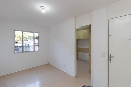 Sala de apartamento à venda com 3 quartos, 52m² em Vila Curuçá Velha, São Paulo