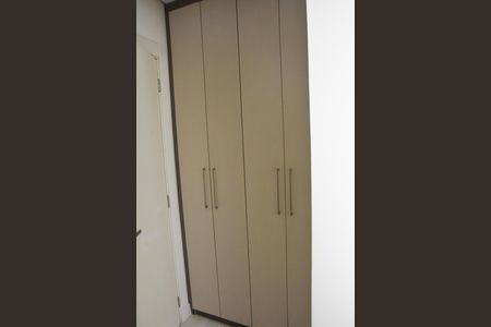 Quarto 2 de apartamento para alugar com 2 quartos, 56m² em Cidade Luíza, Jundiaí