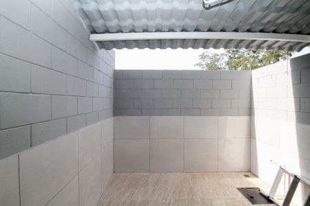 Quintal/ Lavanderia de casa de condomínio para alugar com 2 quartos, 60m² em Quinta dos Angicos, Cotia