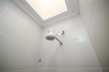 Casa de condomínio para alugar com 60m², 2 quartos e 1 vaga Casa de condomínio para alugar com 60m², 2 quartos e 1 vagaBanheiro
