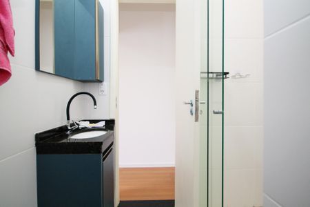 Casa de condomínio para alugar com 60m², 2 quartos e 1 vaga Casa de condomínio para alugar com 60m², 2 quartos e 1 vagaBanheiro