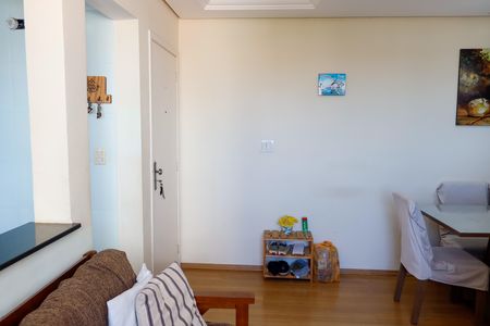 sala de apartamento à venda com 2 quartos, 53m² em Jardim Roberto, Osasco