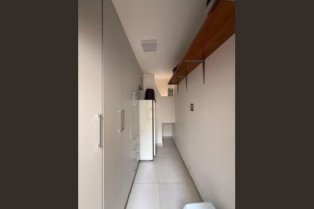 Casa para alugar com 6 quartos, 400m² em Consolação, São Paulo
