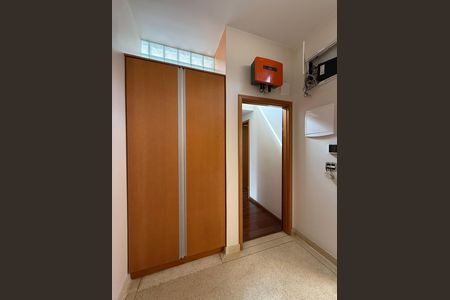 Casa para alugar com 400m², 5 quartos e 2 vagas