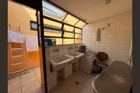 Casa para alugar com 400m², 5 quartos e 2 vagas