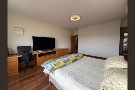 Casa para alugar com 400m², 5 quartos e 2 vagas