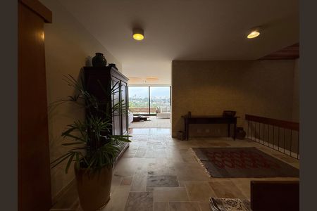 Casa para alugar com 400m², 5 quartos e 2 vagas