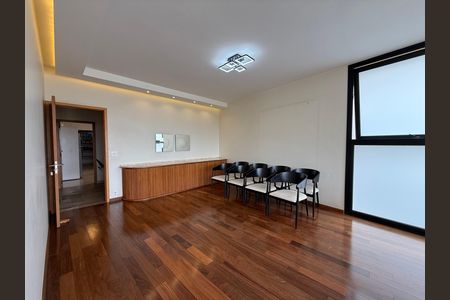 Casa para alugar com 400m², 5 quartos e 2 vagas