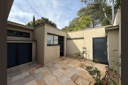 Casa para alugar com 400m², 5 quartos e 2 vagas