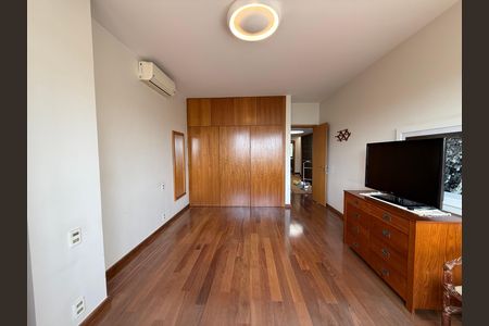 Casa para alugar com 6 quartos, 400m² em Consolação, São Paulo